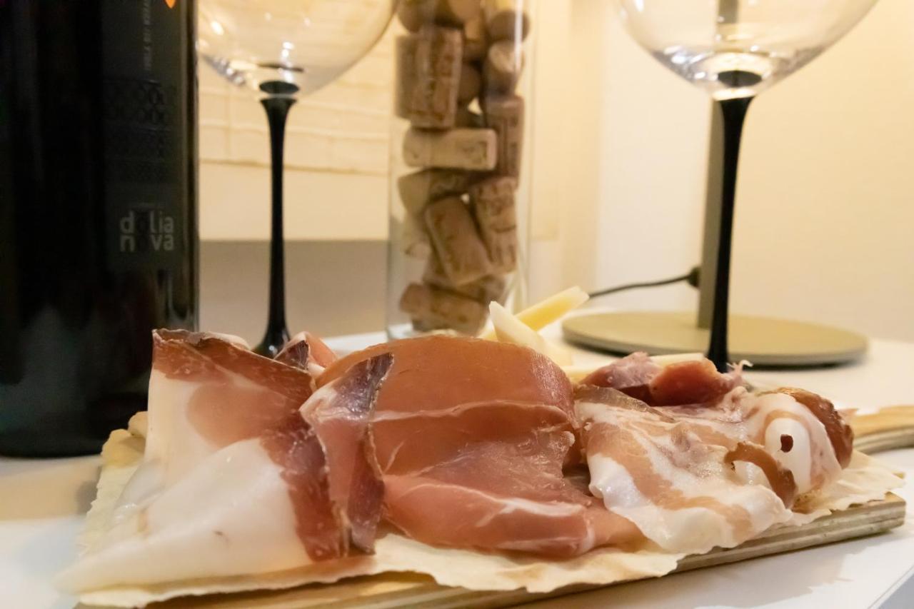 Locanda Del Buongustaio Каляри Екстериор снимка